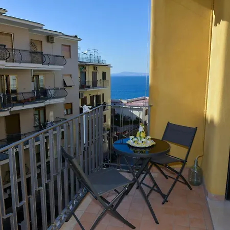 Casa Mary - De Vivo Realty Di Sorrento Apartment *